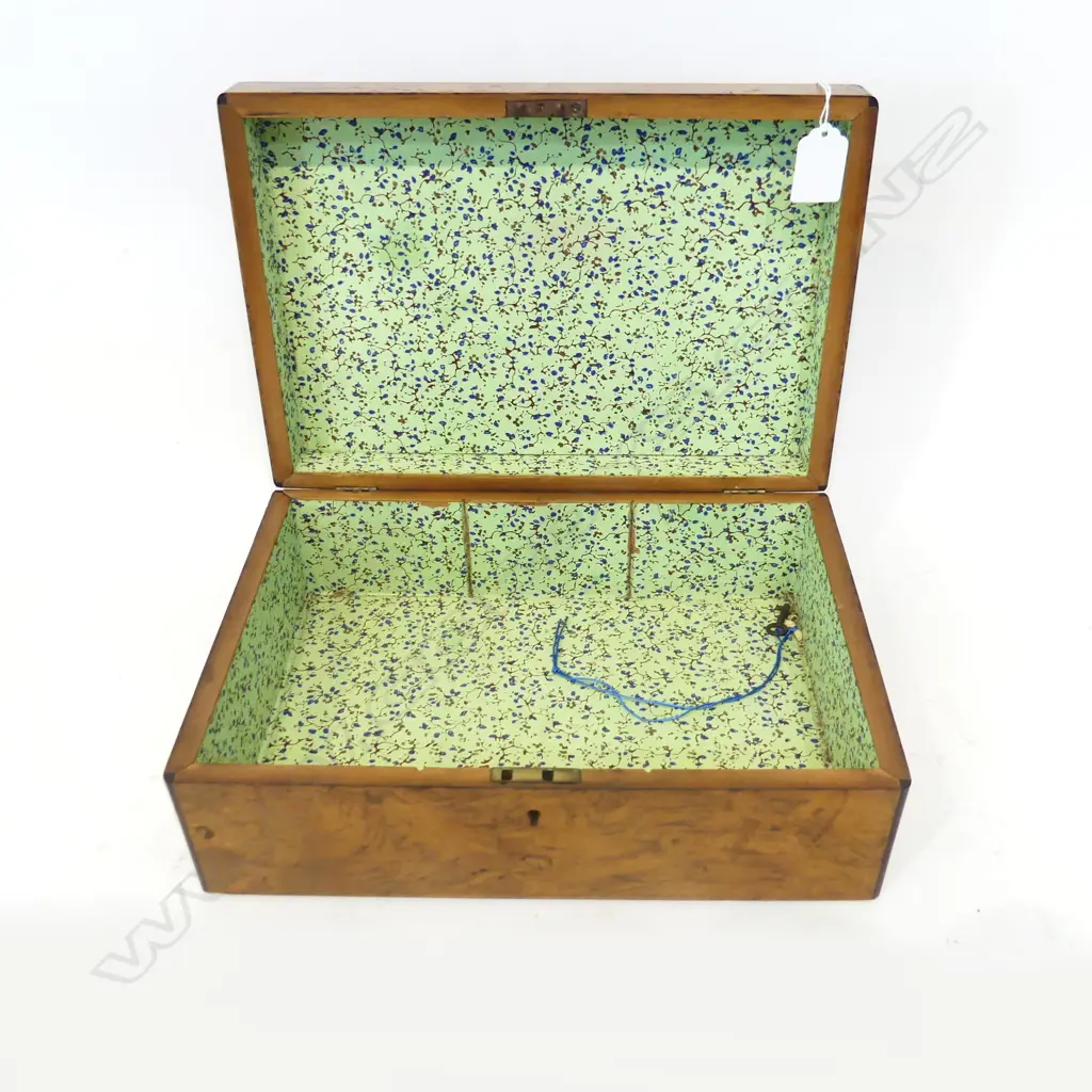 VICTORIAN BURR WALNUT WORK BOX L.305mm Image 1++