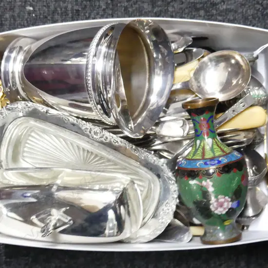 BOX LOT ASST. CUTLERY + EP JUG & BUTTER DISH + CLOISONNE VASE H.140mm
