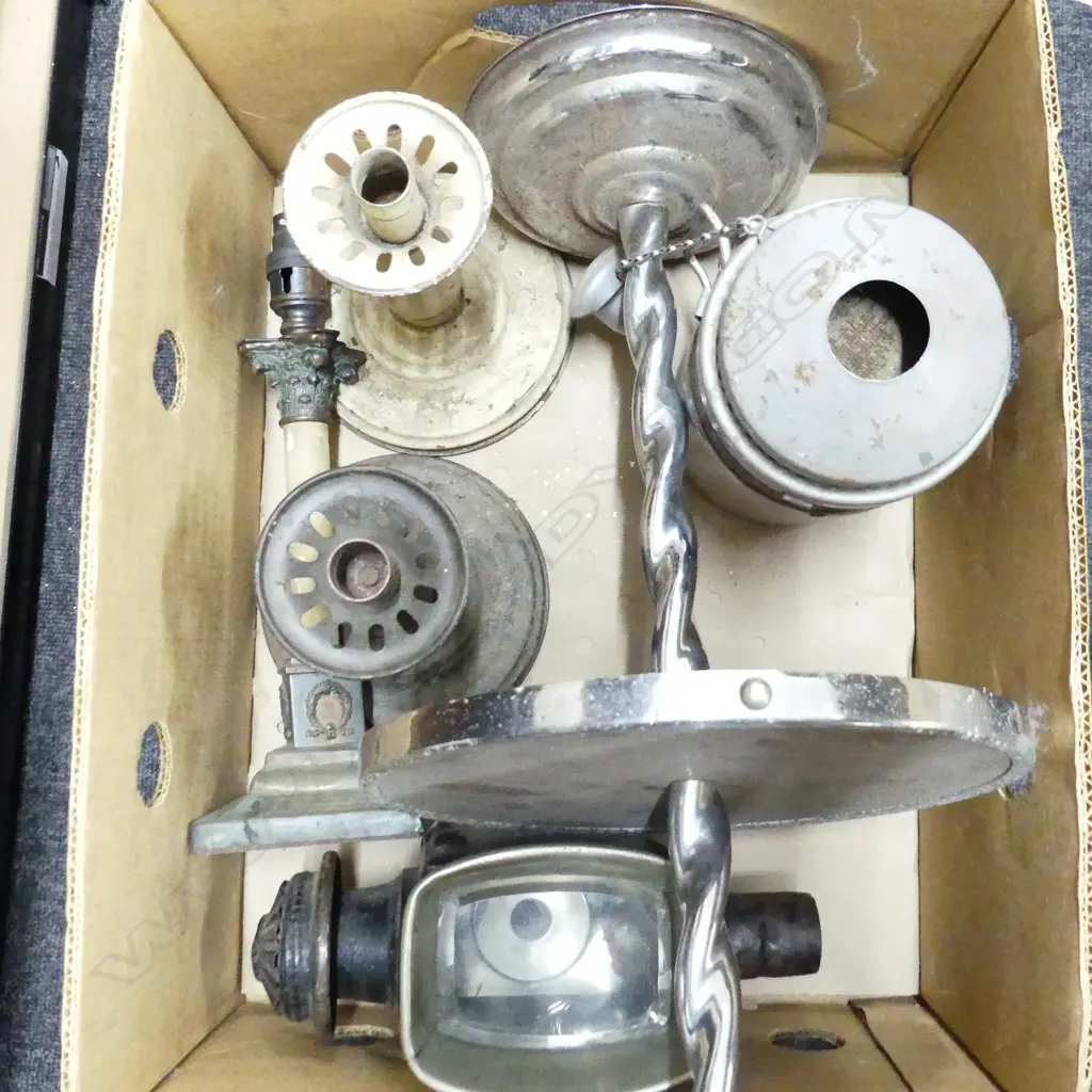 BOX LOT VINTAGE LIGHTS; LANTERN, LAMP, PR CANDLESTICKS ETC Image 1++