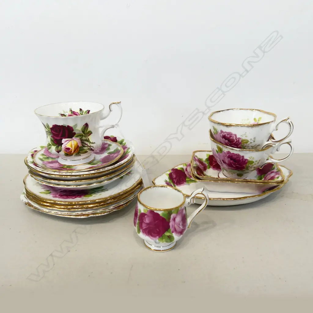 17 PCES ASST. ROYAL ALBERT INCL. 3 TRIOS Image 1++