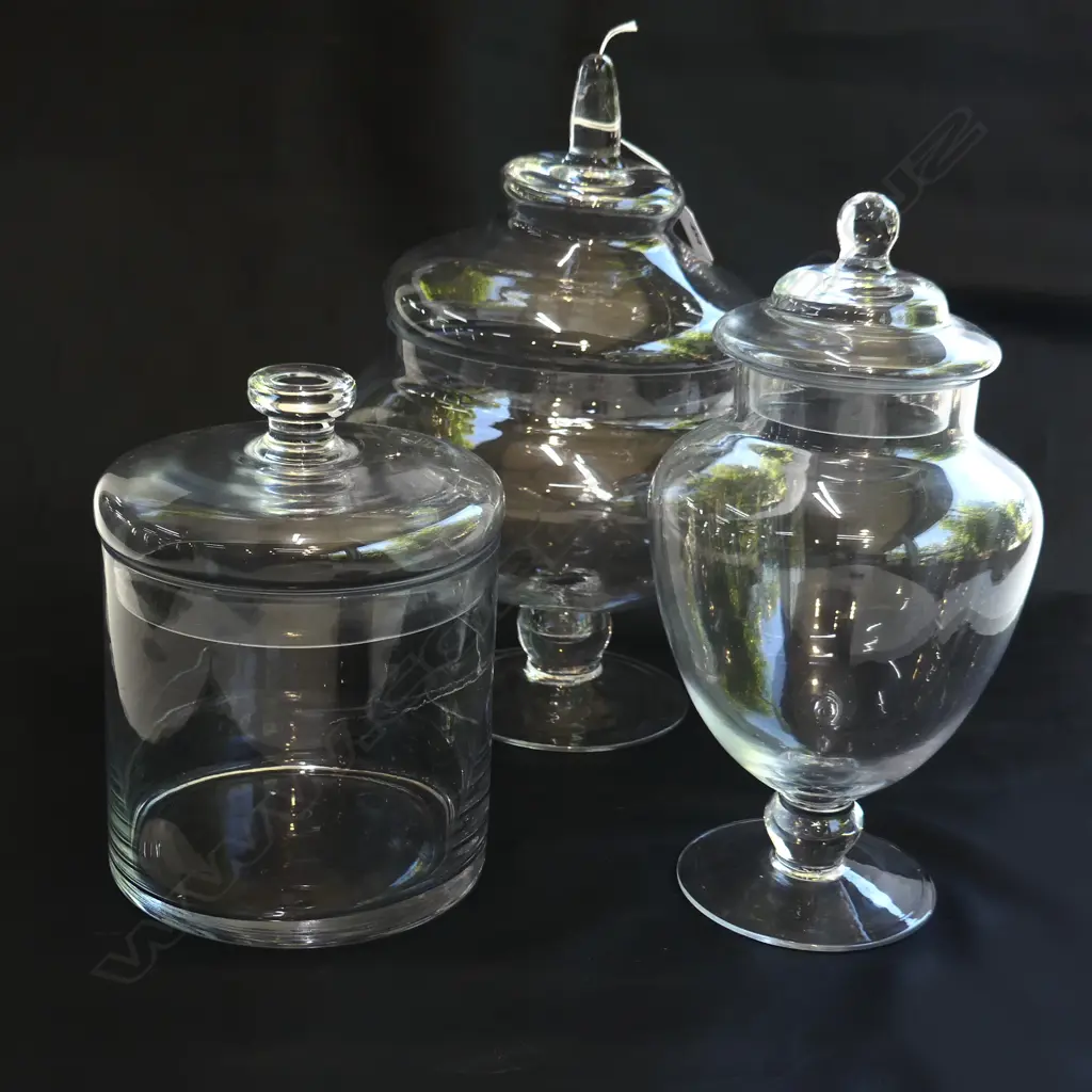 3 ASST. LIDDED GLASS CANDY JARS H.320mm Image 1++