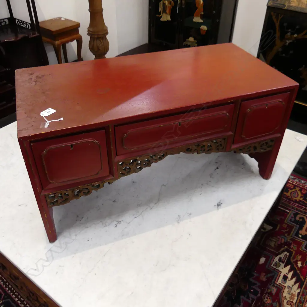 ANTIQUE CHINESE RED LACQUER HARDWOOD LOW TABLE/DESK. 3 drawer. carved & gilded 375 x 775 x 380mm Image 1++