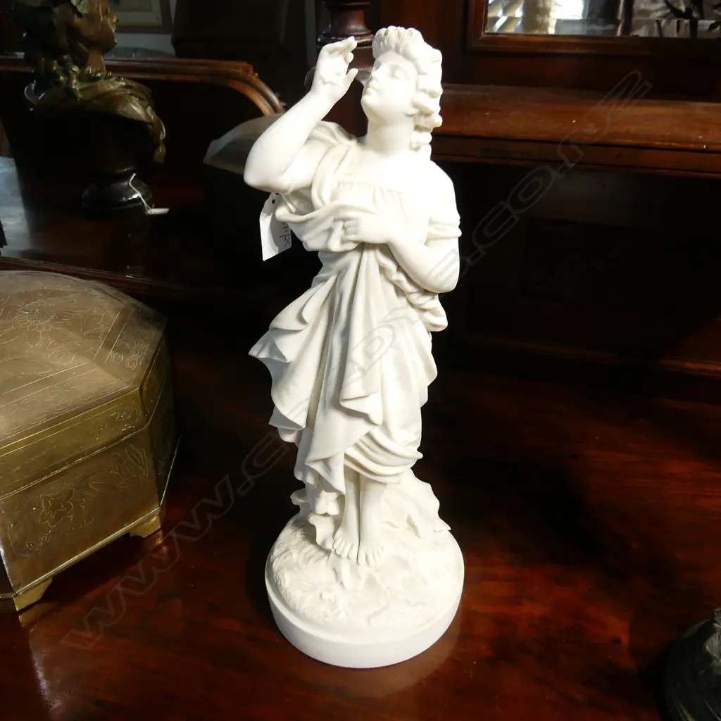 PARIAN WARE FIGURE H.390mm - FINGER LOST Image 1++