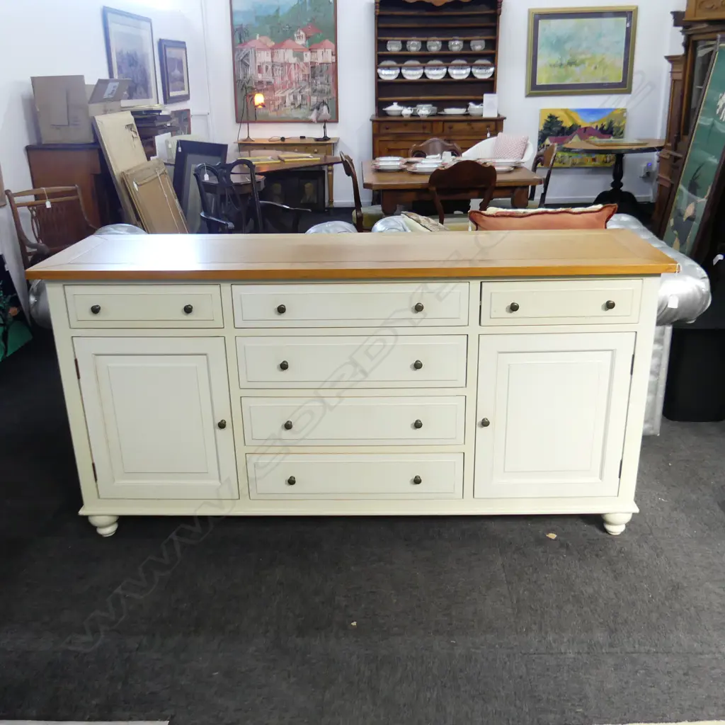 WHITE PAINTED CONTEMPORARY SIDEBOARD 1800x500x900mm Image 1++