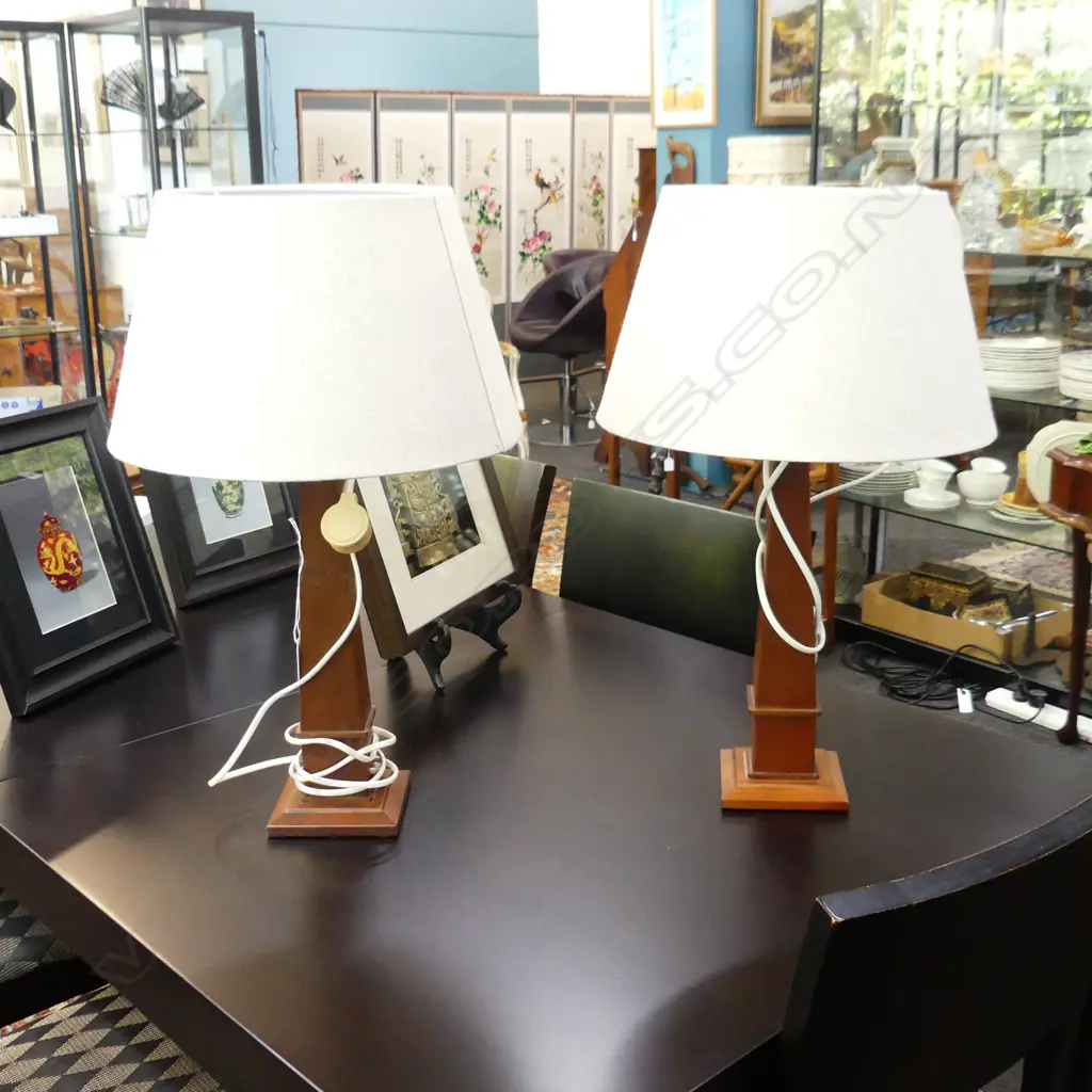 PR ROSE & HEATHER KAURI TABLE LAMPS H.570mm Image 1++