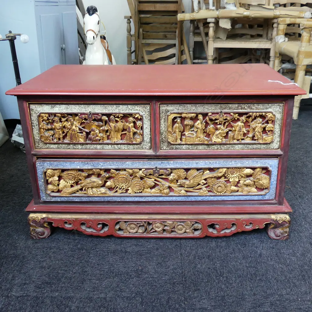 GOOD OLD ORIENTAL RED LACQUER LOW CHEST  3 drawer carved & gilded 495 x 910 x 510mm Image 1++