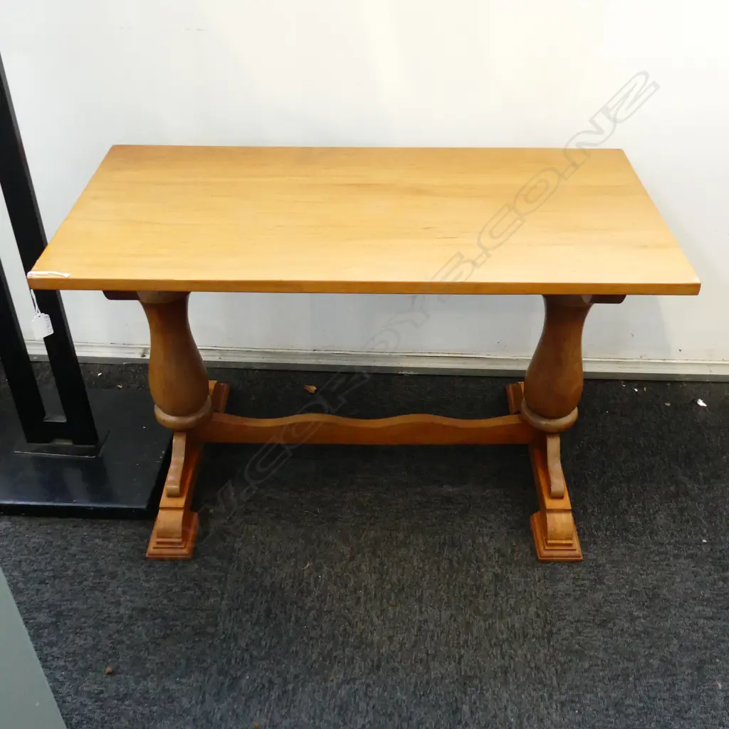 RIMU COFFEE TABLE 845x425x525mm Image 1++