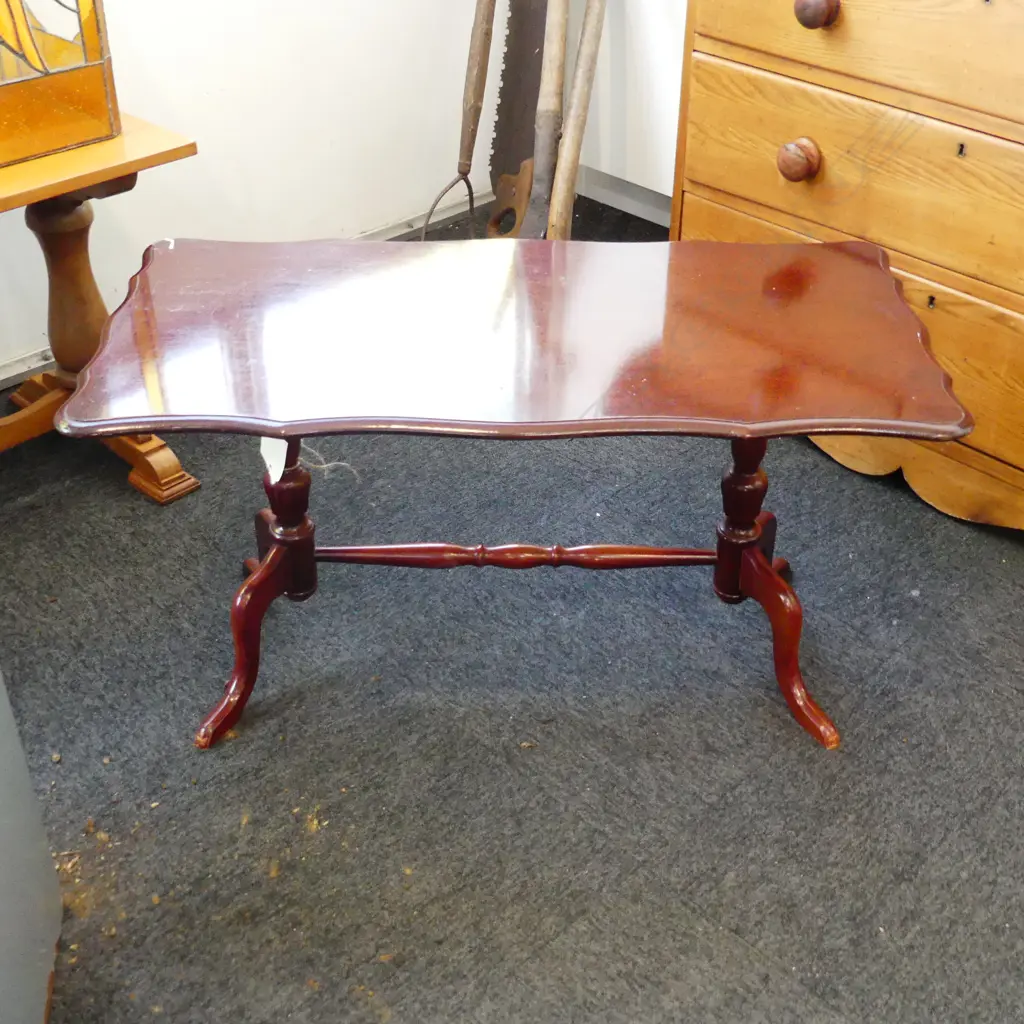 MAHOGANY COFFEE TABLE W.920mm Image 1++
