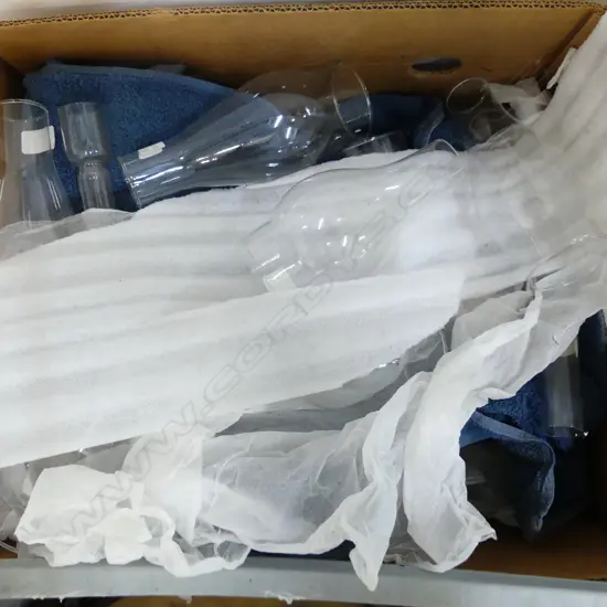 BOX LOT KERO LAMP FUNNELS