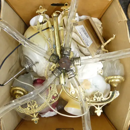 BOX LOT OF KERO LAMP SHADES & LIGHT FITTINGS