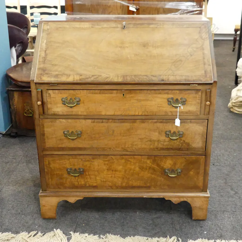 EARLY 20thC CROSSBANDED WALNUT FALLFRONT BUREAU 840 x 490 x 995mm Image 1++