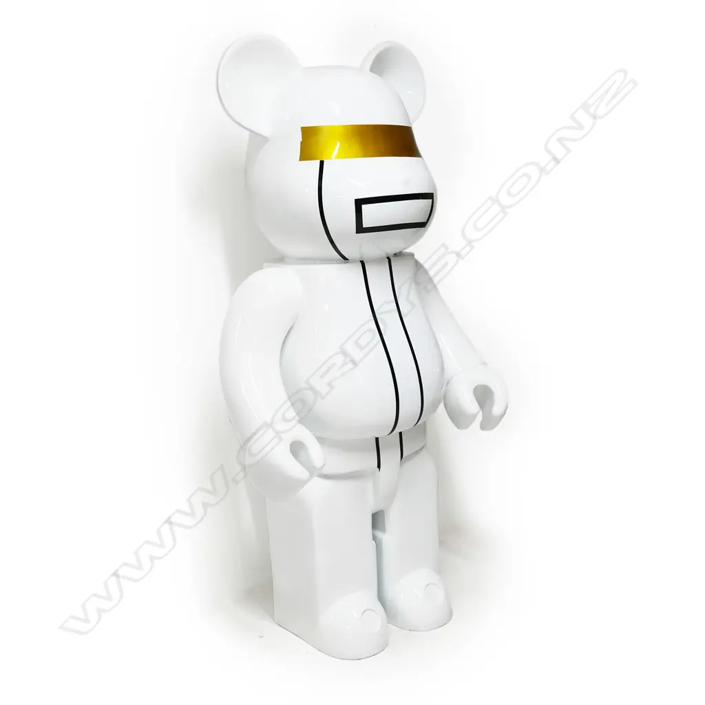 LG DAFT PUNK BEARBRICK  FIBREGLASS FIGURE IN BRIGHT AUTOMOTIVE PAINT & LACQUER H.1500mm Image 1++