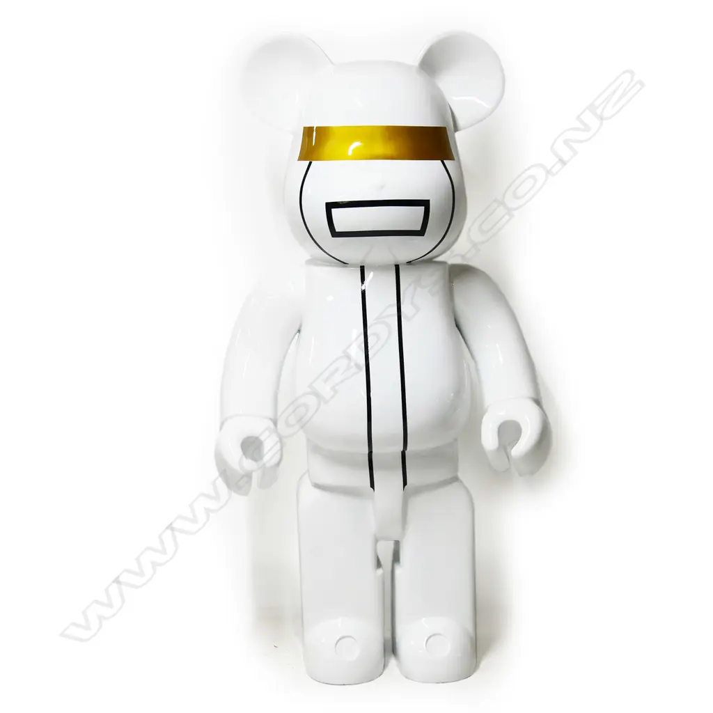 LG DAFT PUNK BEARBRICK  FIBREGLASS FIGURE IN BRIGHT AUTOMOTIVE PAINT & LACQUER H.1500mm Image 1++