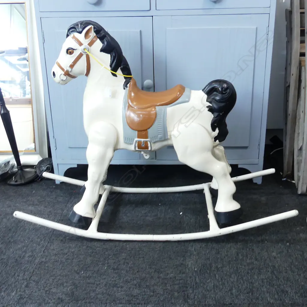 CHILDS ROCKING HORSE 800 MM HIGH Image 1++