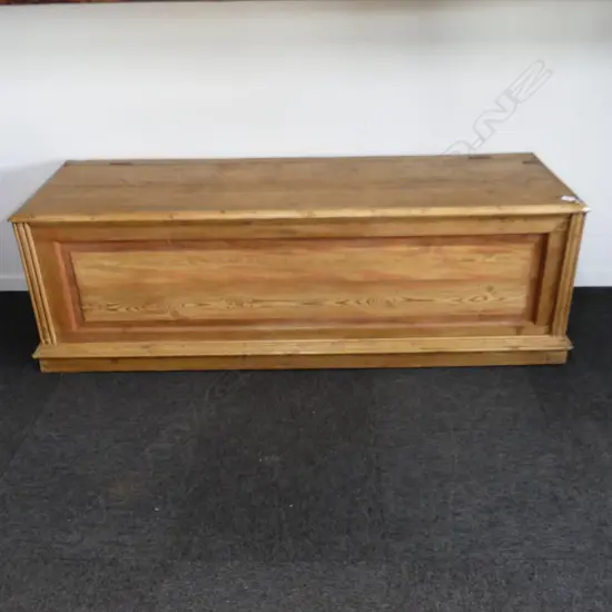 RUSTIC WOODEN CHEST 1720x580x550mm