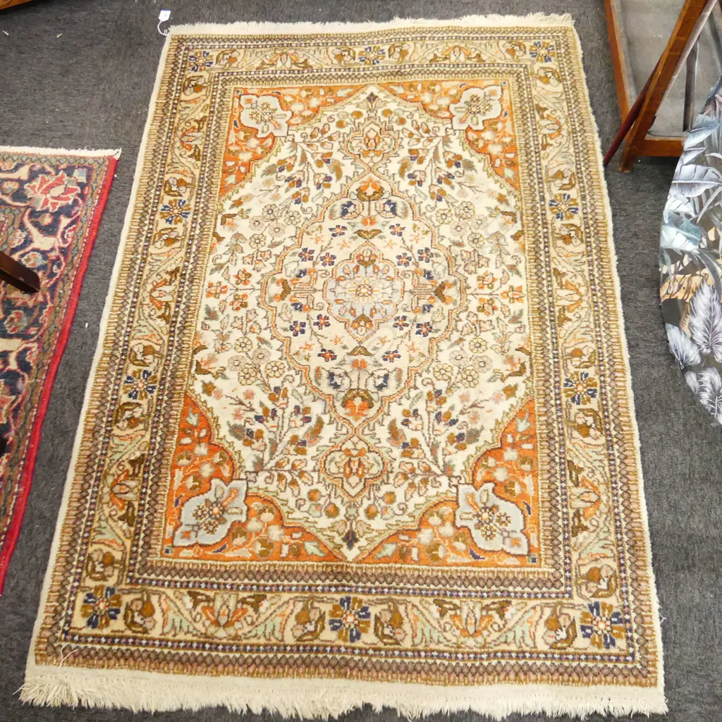 HAND KNOTTED WOOL PILE RUG 1450x1040mm Image 1++