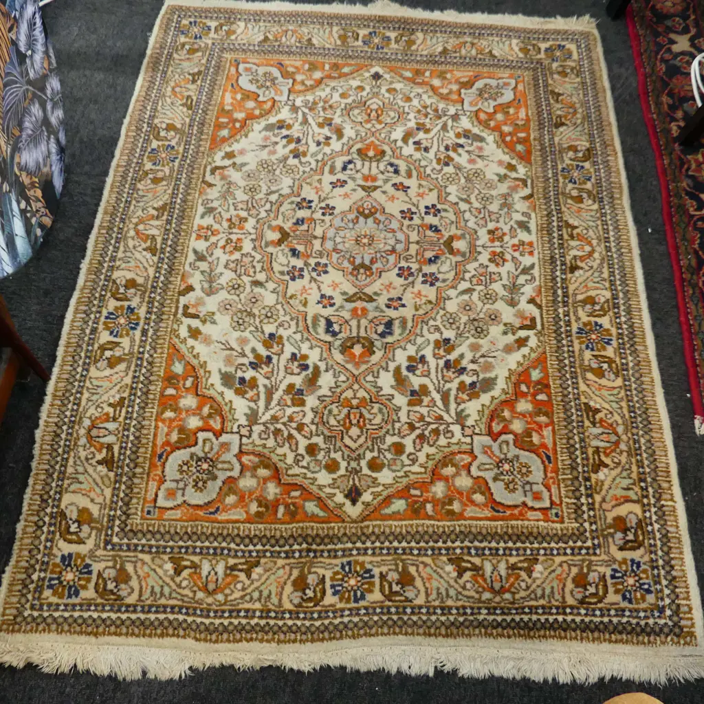 HAND KNOTTED WOOL PILE RUG 1500x1020mm Image 1++