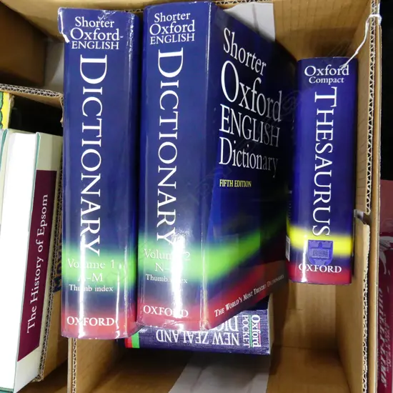 SHORTER OXFORD ENGLISH DICTIONARY 2 vols + Oxford Thesaurus + Oxford Pocket Dictionary