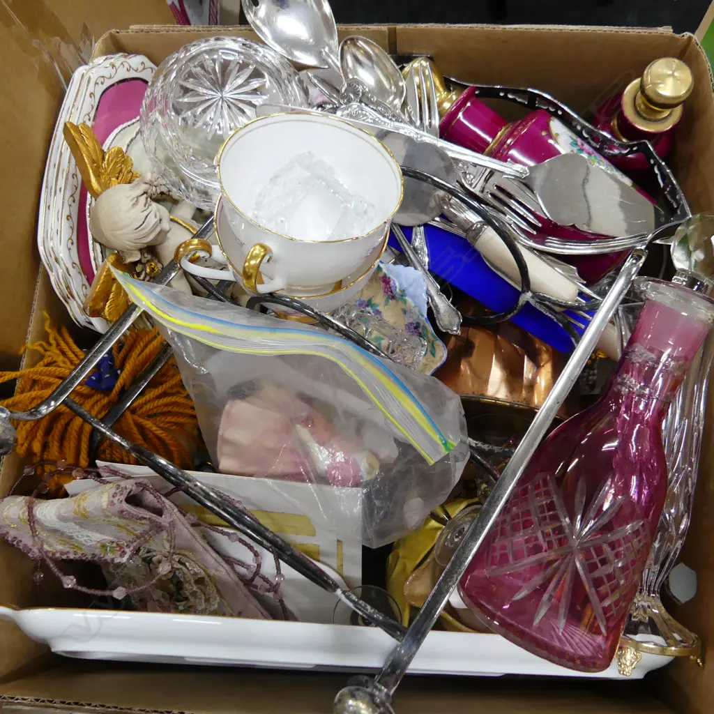 BOX LOT ASST. CHINA INCL. 7 PCES SHELLEY PART TEA SET Image 1++