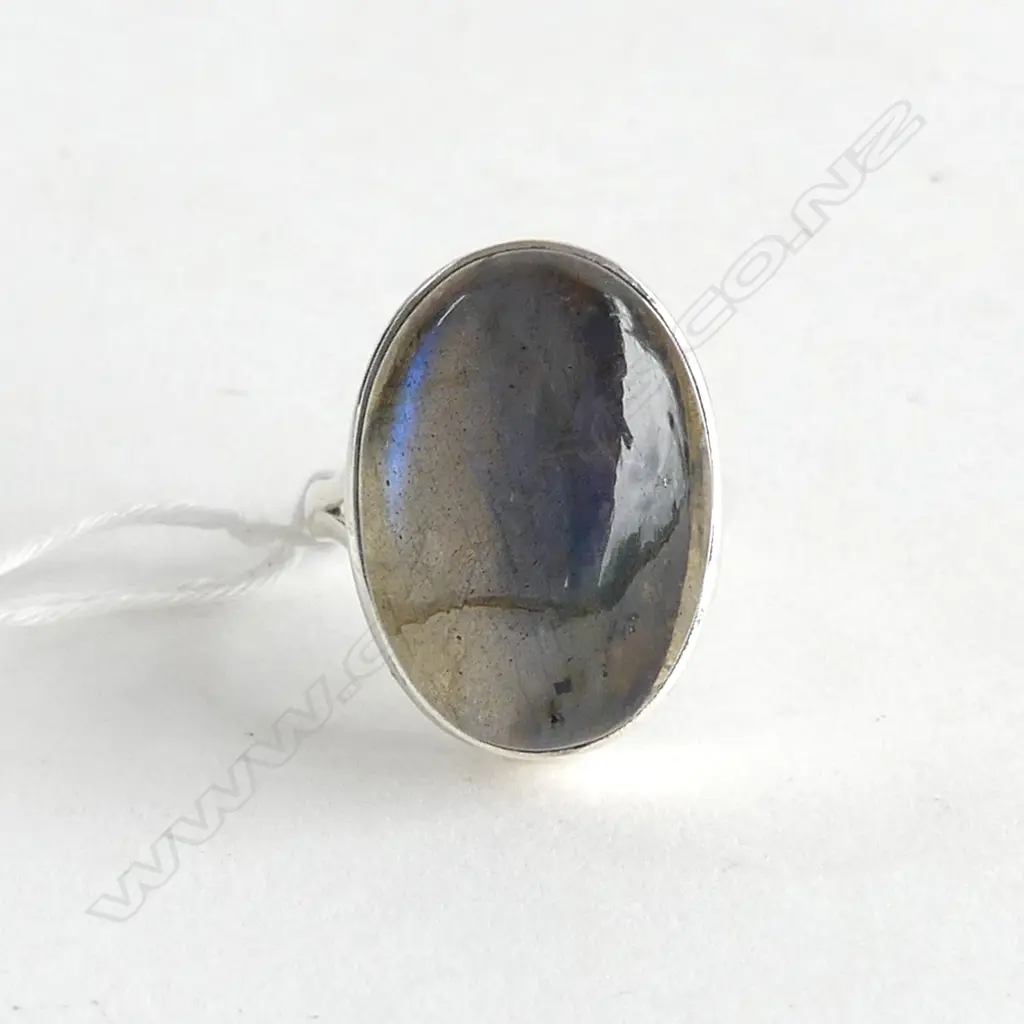 SILVER SET LABRADORITE RING SIZE S 1/2 Image 1++