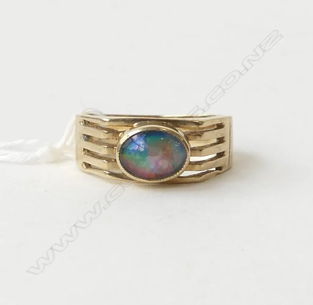 9CT TRIPLEX OPAL RING, 3.8gms SIZE N 1/2 Image 1++