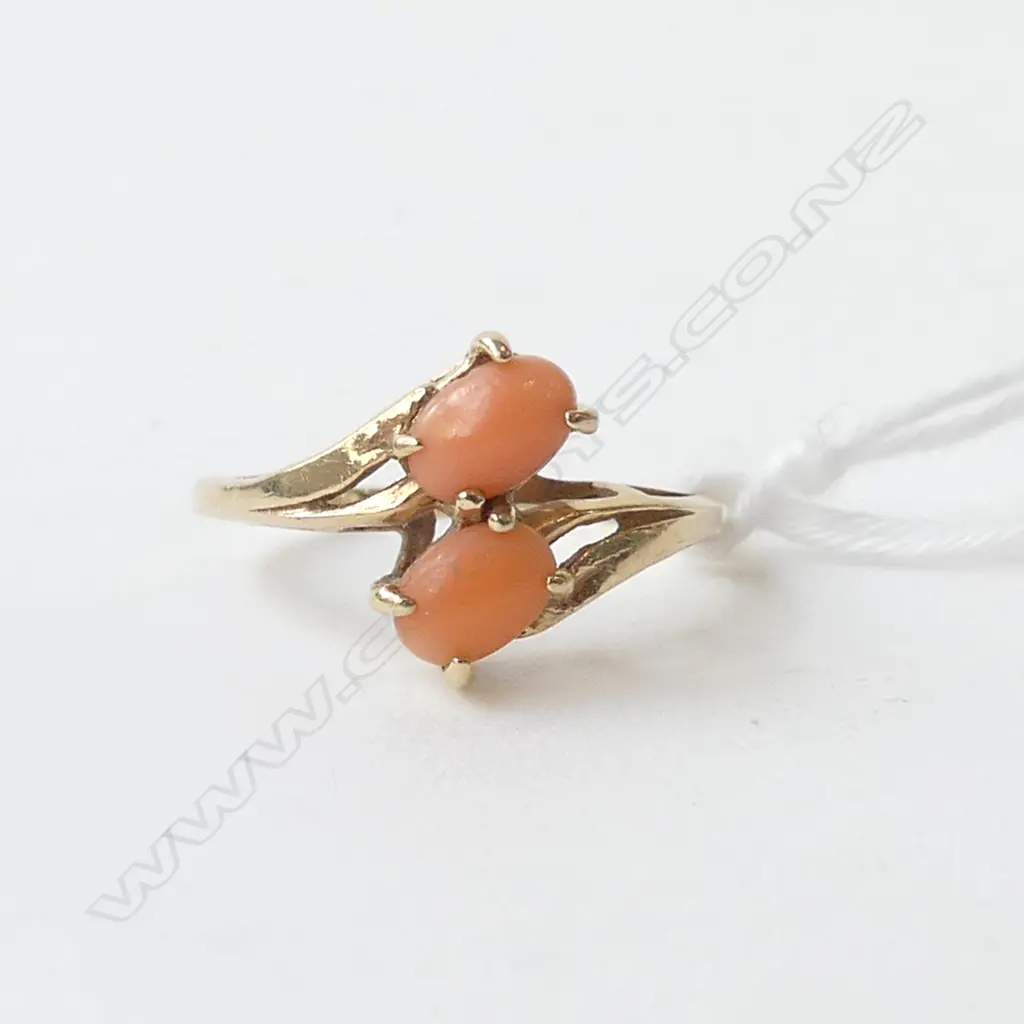 10CT CORAL RING, 1.9gms SIZE N Image 1++