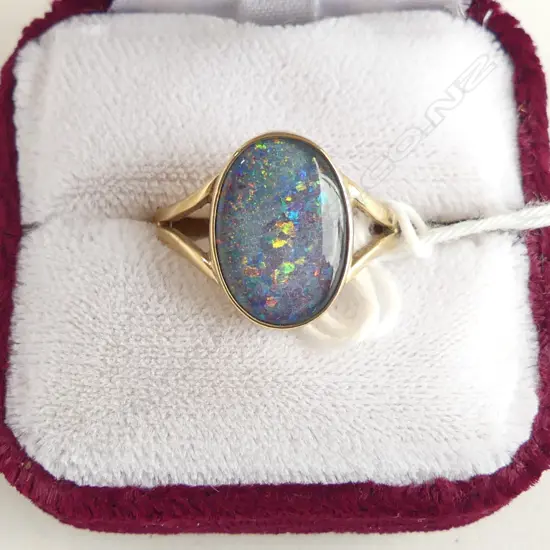 9CT GOLD  TRIPLEX OPAL RING 3.5GRMS TOTAL WIEGHT SIZE P