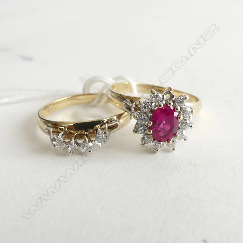9ct SYNTHETIC RUBY & CZ RING SET 5.1gm (1 cz missing from main ring) SIZE T Image 1++