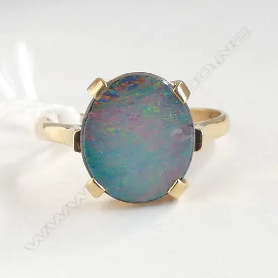 9CT OPAL DOUBLET RING 2.7gms SIZE R