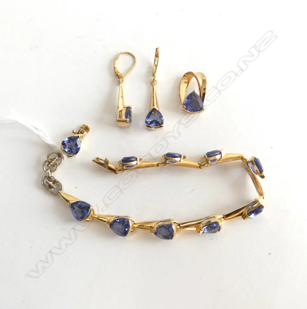 3 PC SET; SILVER GILT & SYNTHETIC BLUE STONE BRACELET, EARRINGS & PENDANT Image 1++