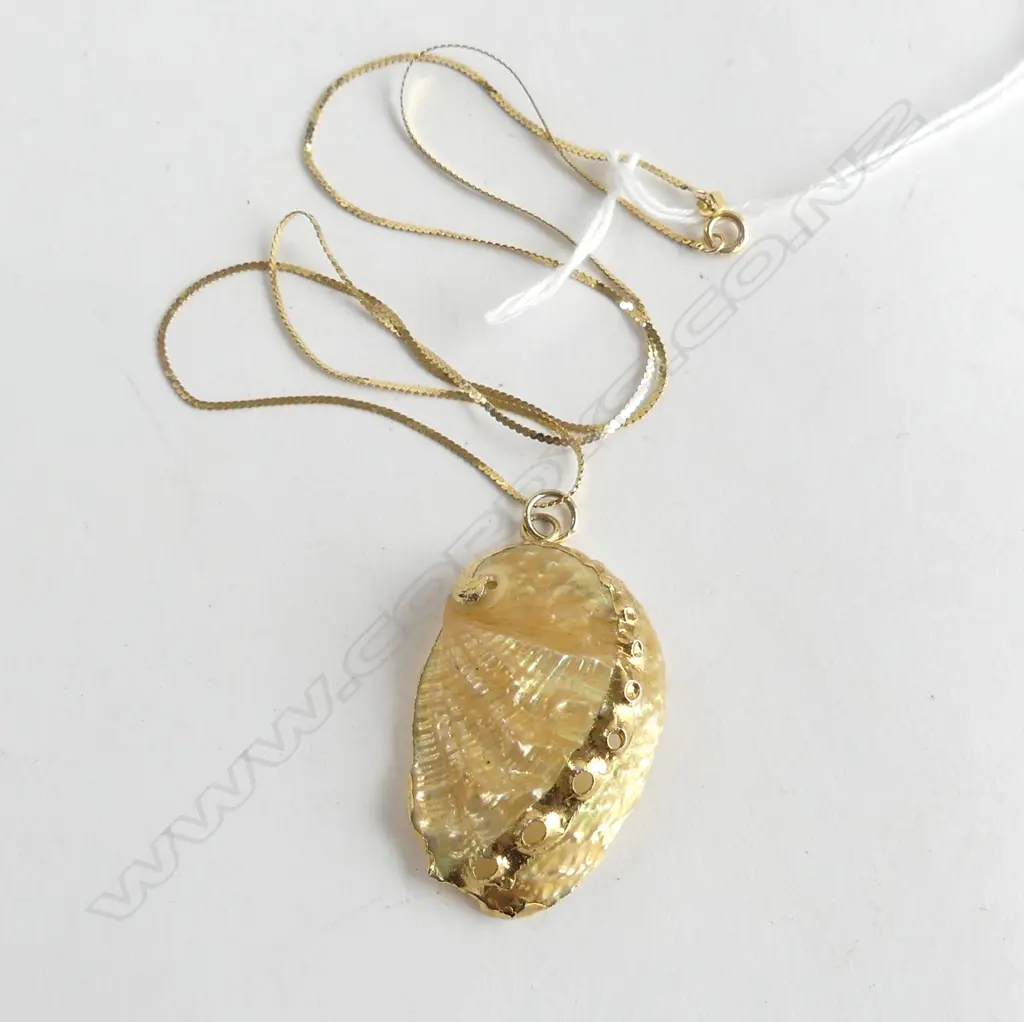 14CT SHELL NECKLACE 2.9gms  45CM LONG Image 1++