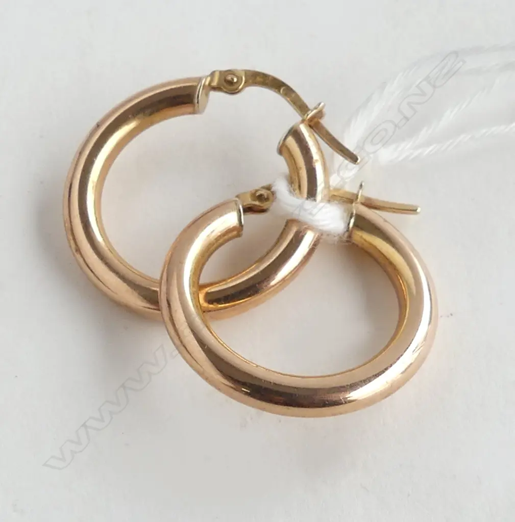 PR 9ct HOLLOW HOOP EARRINGS 2gm Image 1++