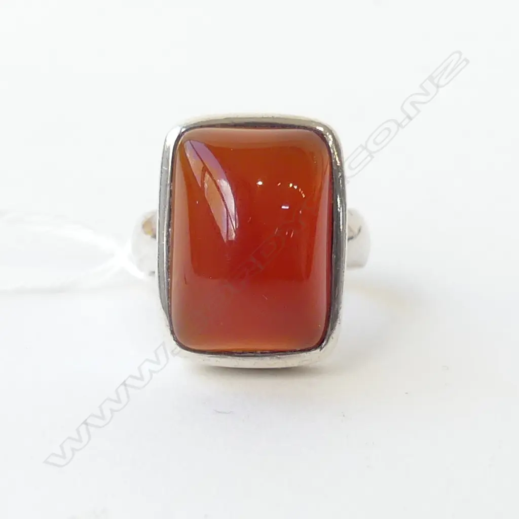 STERLING SILVER CARNELIAN AGATE DRESS RING SIZE P Image 1++