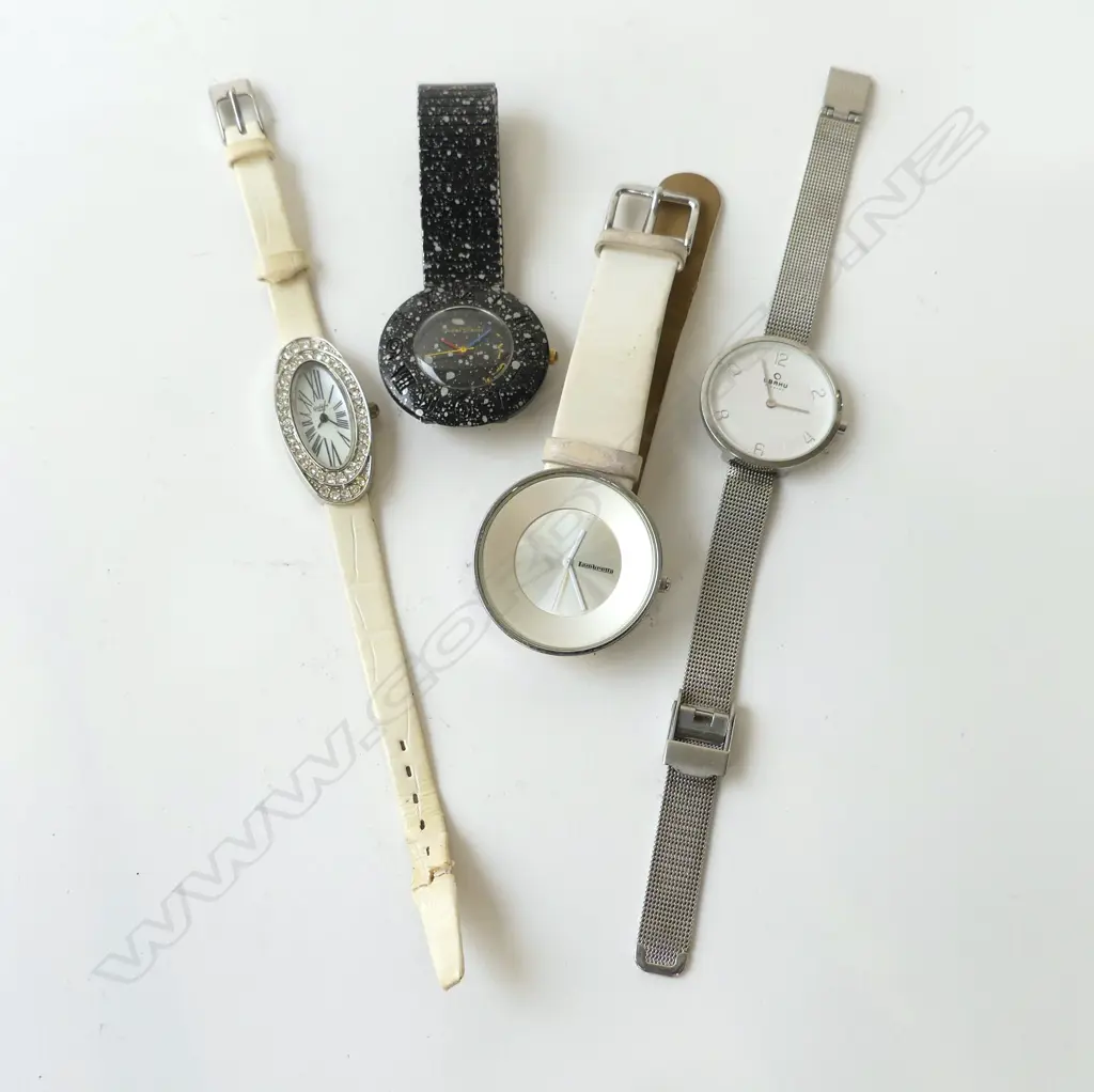 4 LADIES WRIST WATCHES; LAMBRETTA, ORIENT PEARL, GOLDEN & OBAHU Image 1++