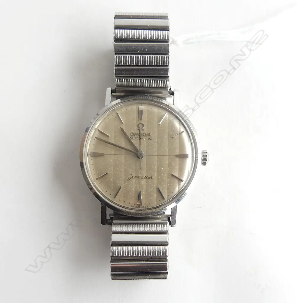 VINTAGE OMEGA SEAMASTER GENT'S STAINLES WRISTWATCH automatic. running. Uncommon banded dial 'Geneva stripe' Image 1++