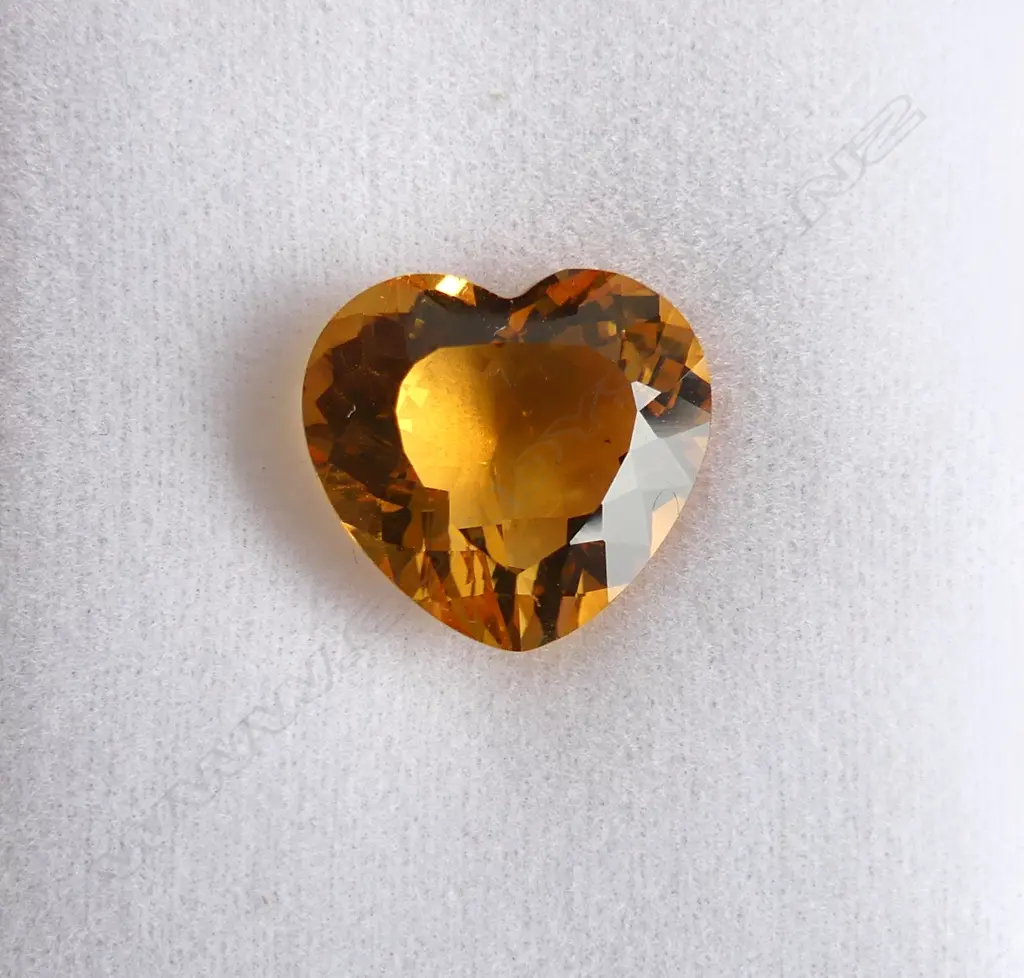 HEART CUT YELLOW CITRINE 7.82cts AIG REPORT Image 1++