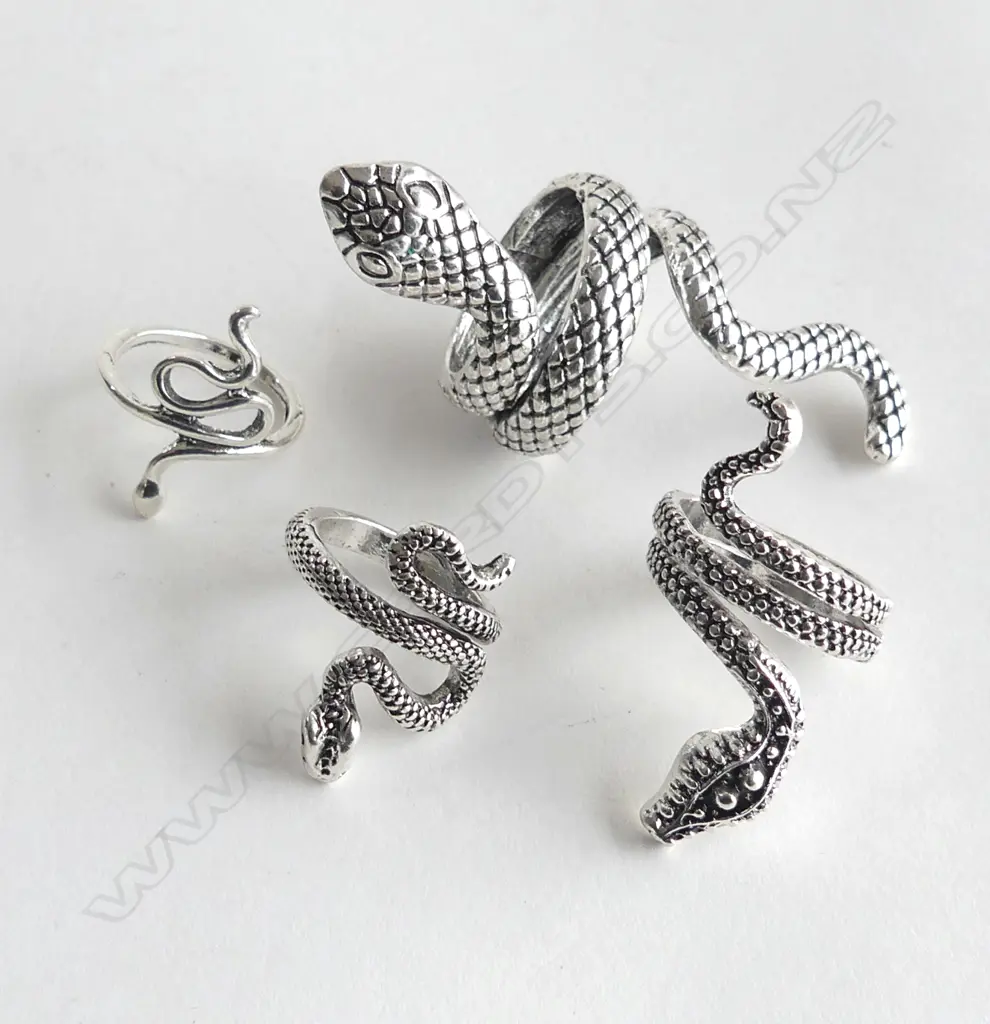 4 MODERN COSTUME SNAKE RINGS (SIZE RANGE   R . O. H.  & J Image 1++