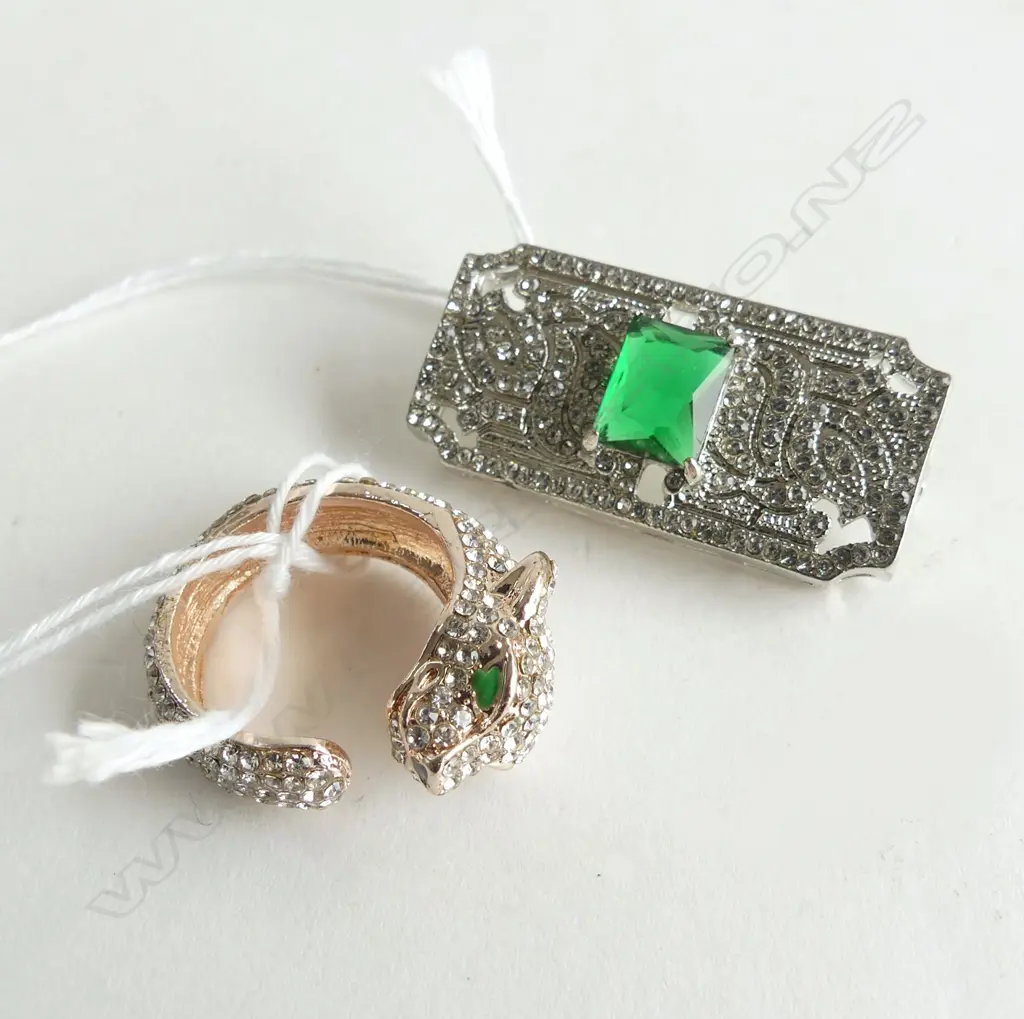 MODERN COSTUME PANTHER RING & DECO STYLE BROOCH ring size p Image 1++
