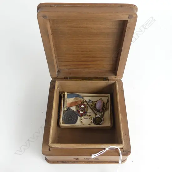 SMALL WOODEN JEWLERY BOX & CONTENTS BADGES MEDAL ETC