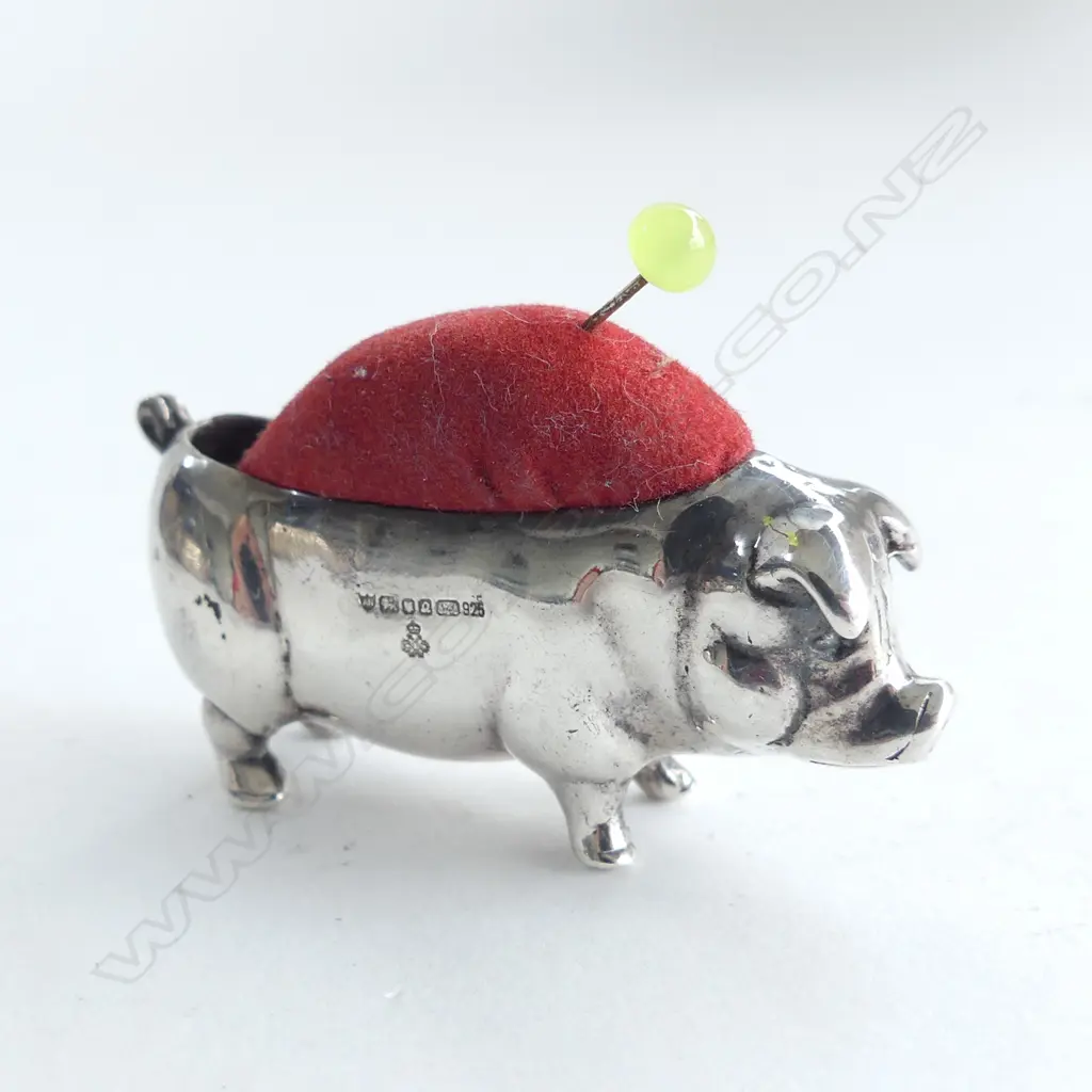 S/SILVER PIG PIN CUSHION L40MM 27GRMS Image 1++