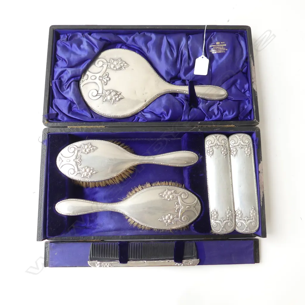BOXED STERLING SILVER DRESSING SET BIRMINGHAM MADE 1909 SOLD BY CORNWELL&HIGGINS LONDON. Image 1++