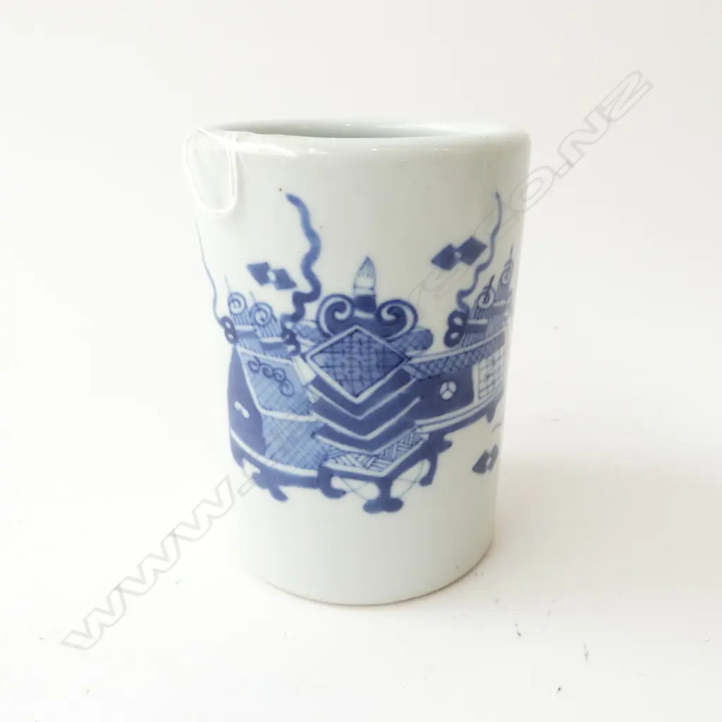 ORIENTAL B/W BRUSH POT H.110mm Image 1++
