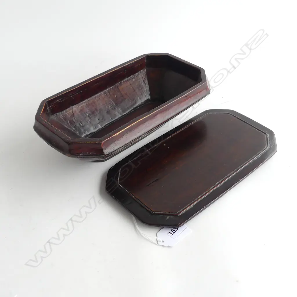 VINTAGE ORIENTAL LIDDED LACQUER CONTAINER 240x135x75mm Image 1++