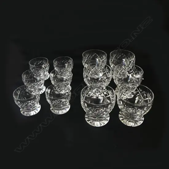 12 WEBB & CORBETT DRINKING GLASSES (6 H.90mm, 6 H.70mm)