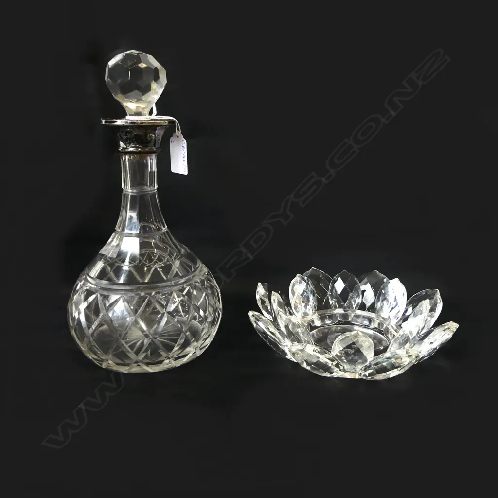 CRYSTAL DECANTER w. STG SILVER TRIM AF, CRYSTAL BOWL 185mm dia Image 1++