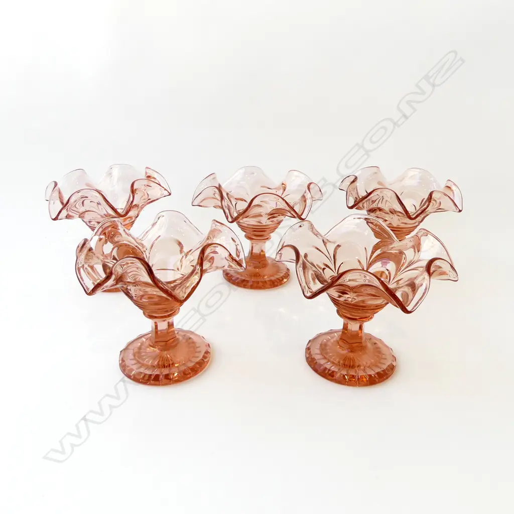 5 PRESSED GLASS SUNDAES H.130mm Image 1++