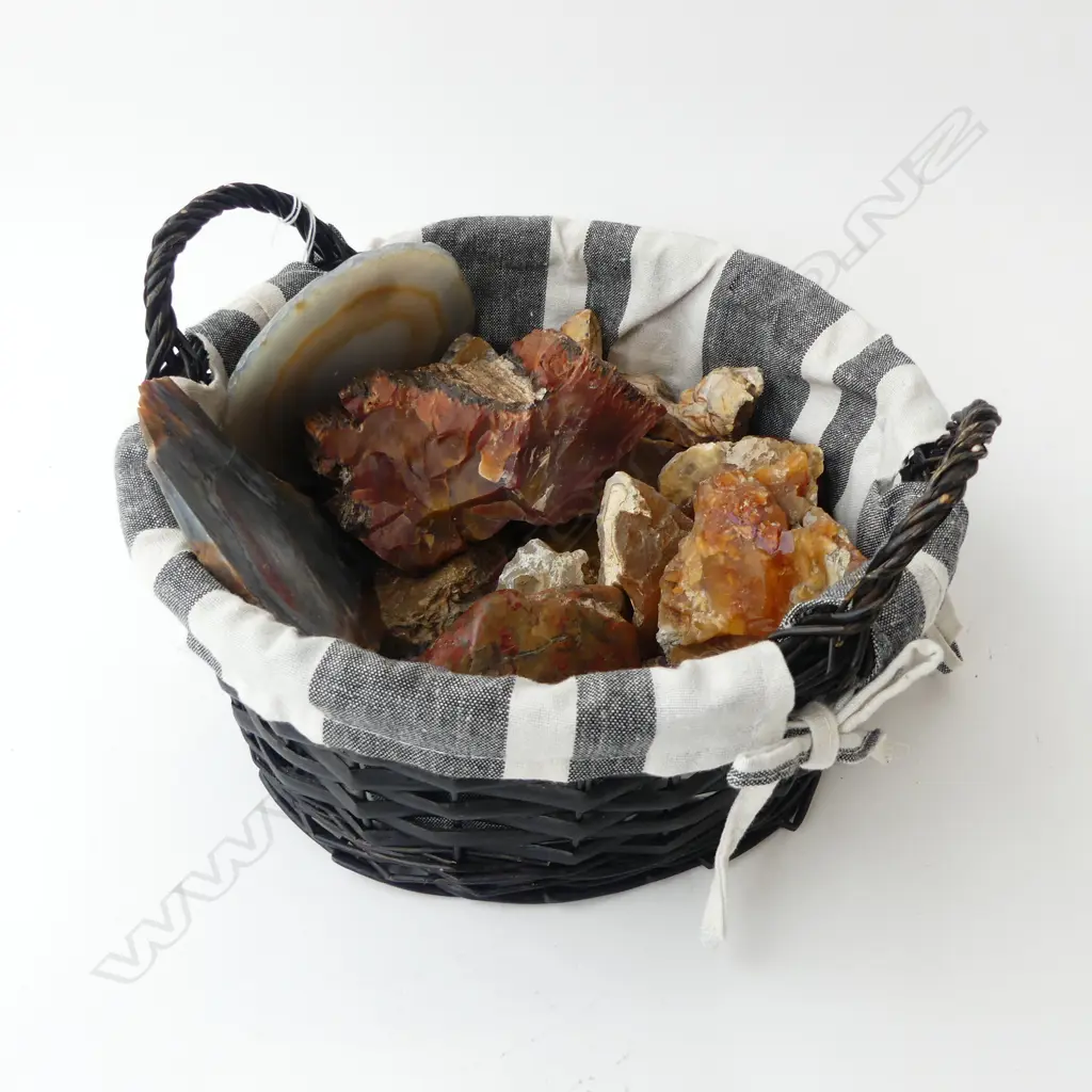 BASKET ASST. STONES Image 1++