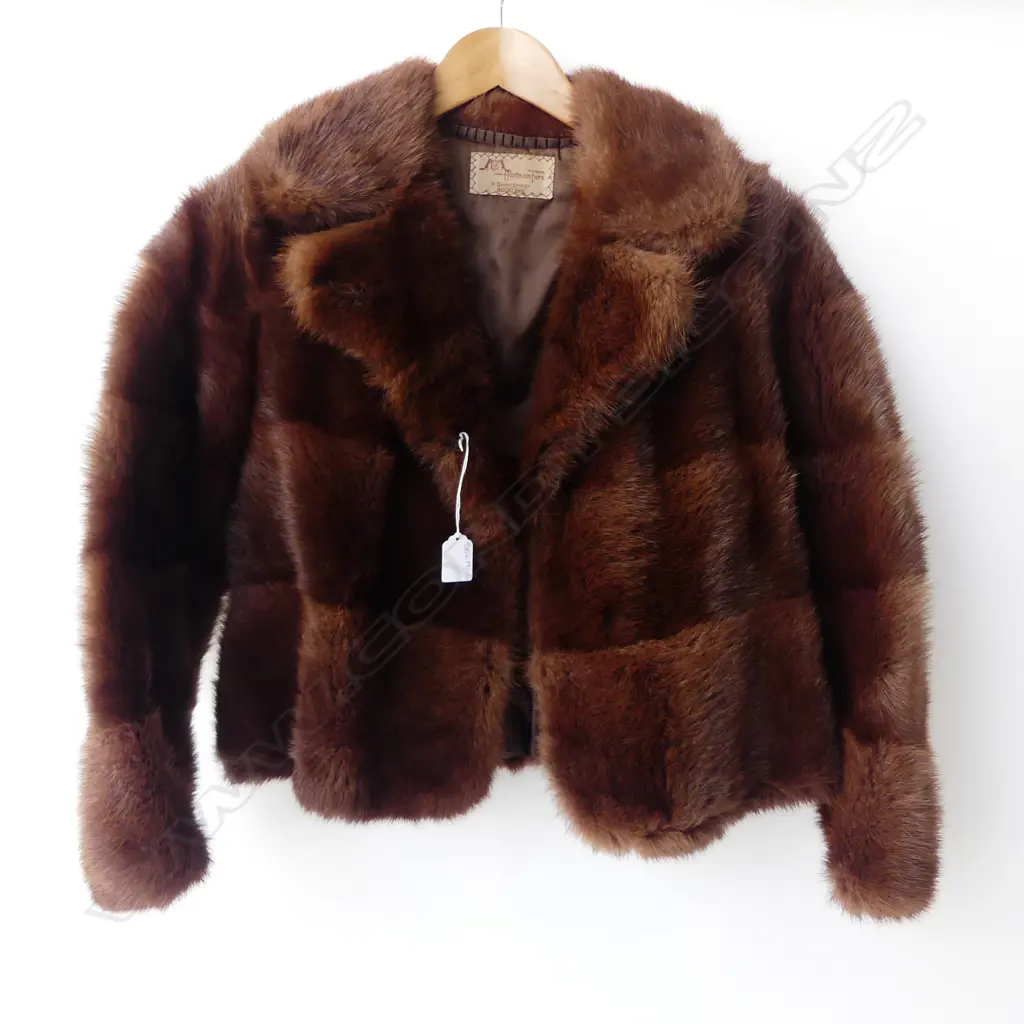 VINTAGE FUR JACKET Image 1++