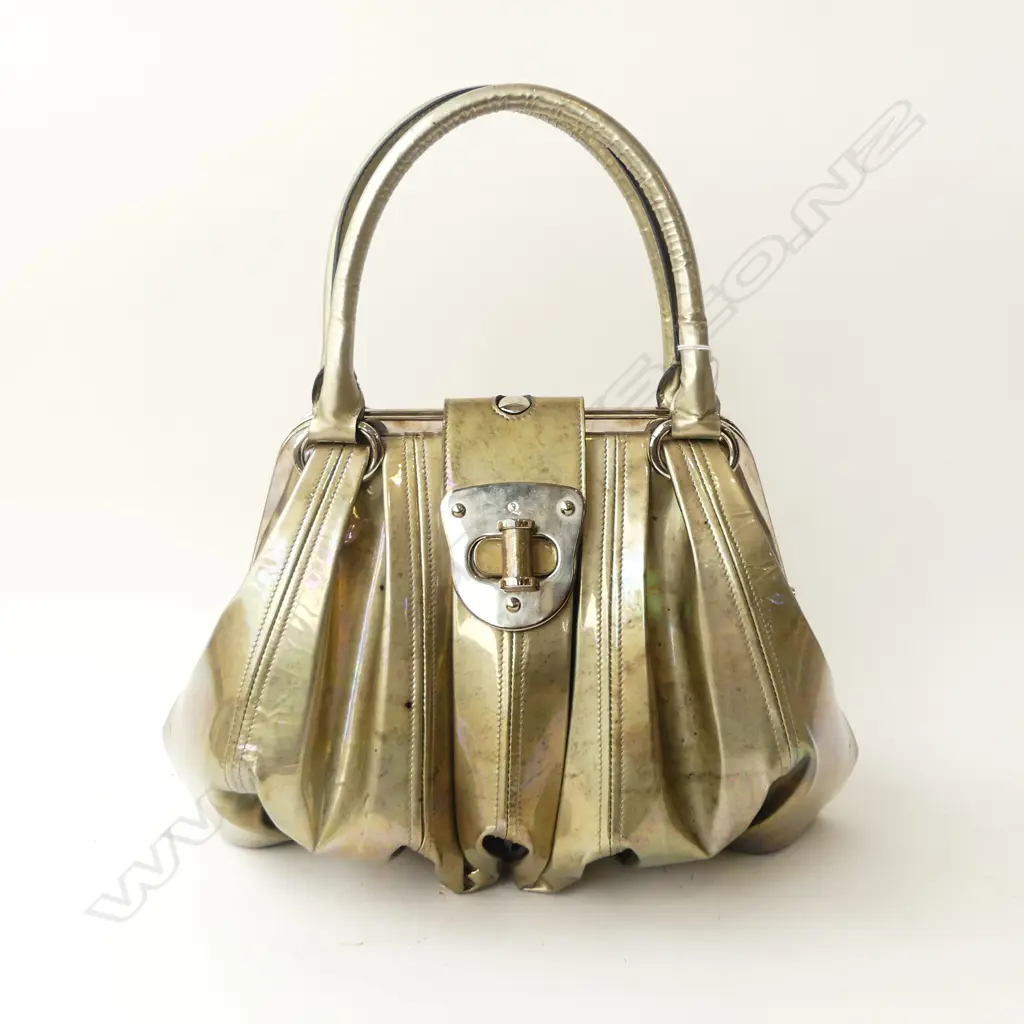 ALEXANDER MCQUEEN 'ELVIE' HANDBAG, 2010 MEDIEVAL COLLECTION, H.250 x 400mm Image 1++
