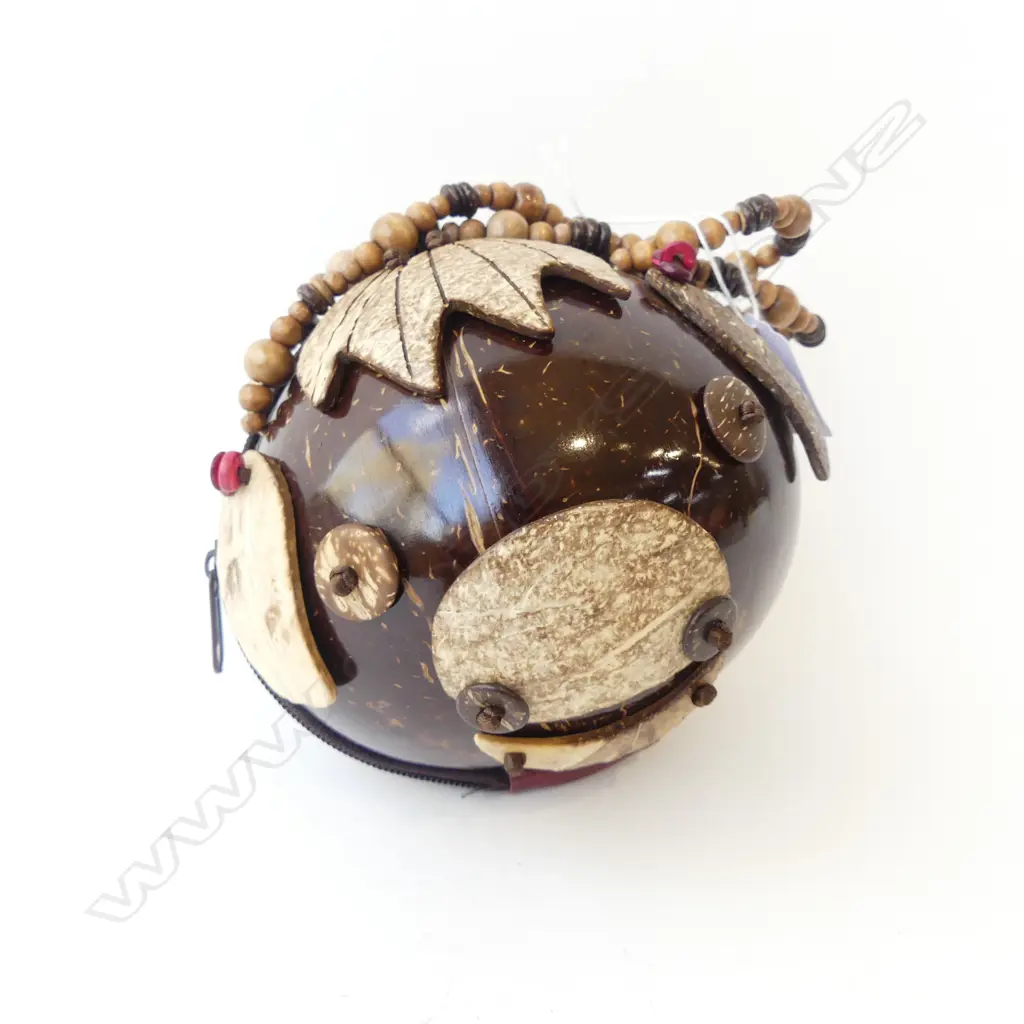 COCONUT SHELL PURSE Image 1++